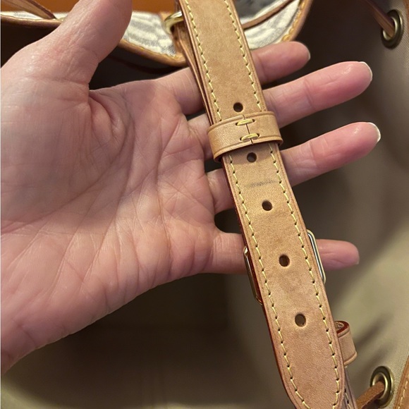 Louis Vuitton Noe Damier Azure GM 2022 Bucket Bag Purse Tote - Picture 10 of 10